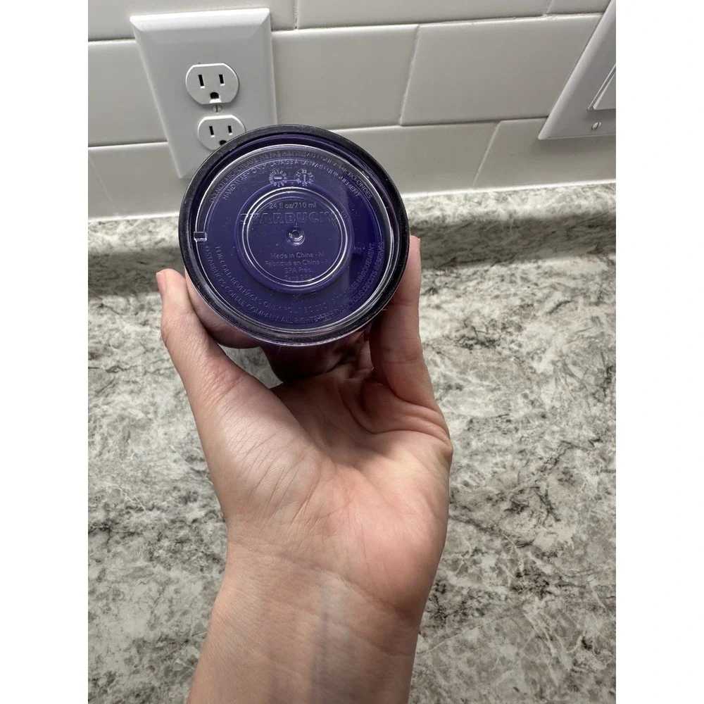 Starbucks‎ Halloween Eyes in the Dark Purple Cold Cup Tumbler 24oz 2022 w/ Straw